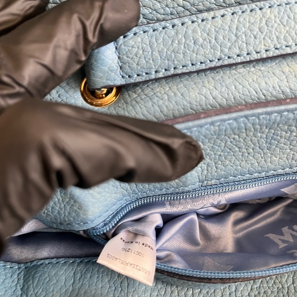 MCMLeather Handbag - Picture 10 of 11